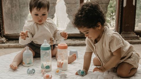 svg+xml;charset=utf-8,%3Csvg%20xmlns%3D'http%3A%2F%2Fwww